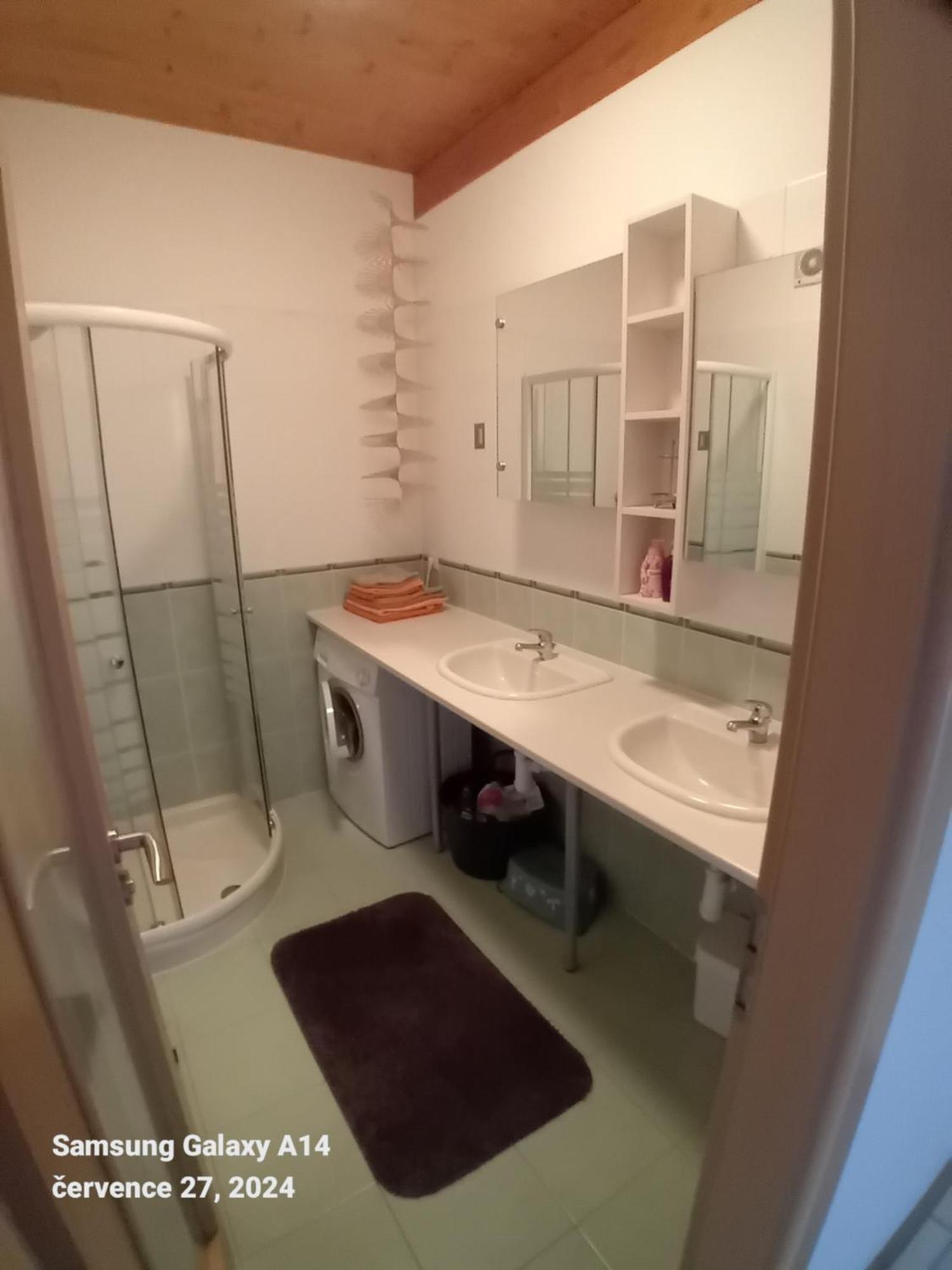 ליפנו נאד וויטאבו Apartman Lipno A12 מראה חיצוני תמונה